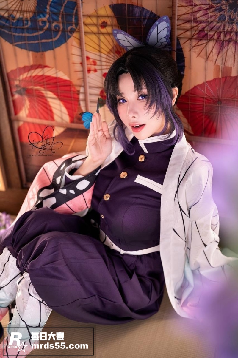 巨乳尤物Coser 相关图片4