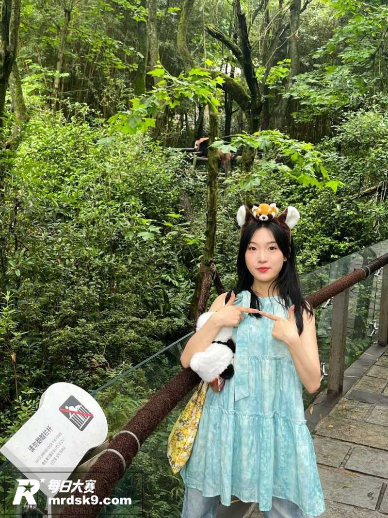 湖南反差女大学生 柳相关图片3