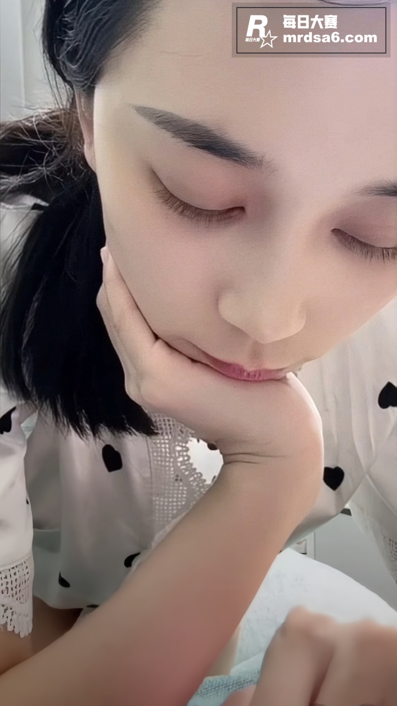 抖音快手小红书网红女相关图片5