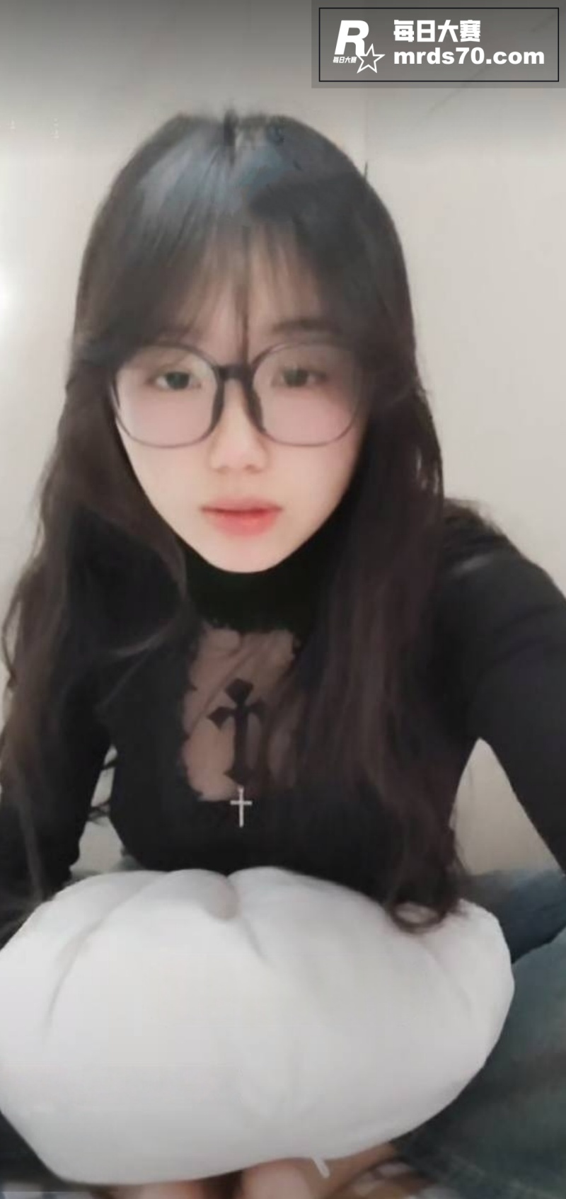 抖音清纯学生妹 小宅相关图片5