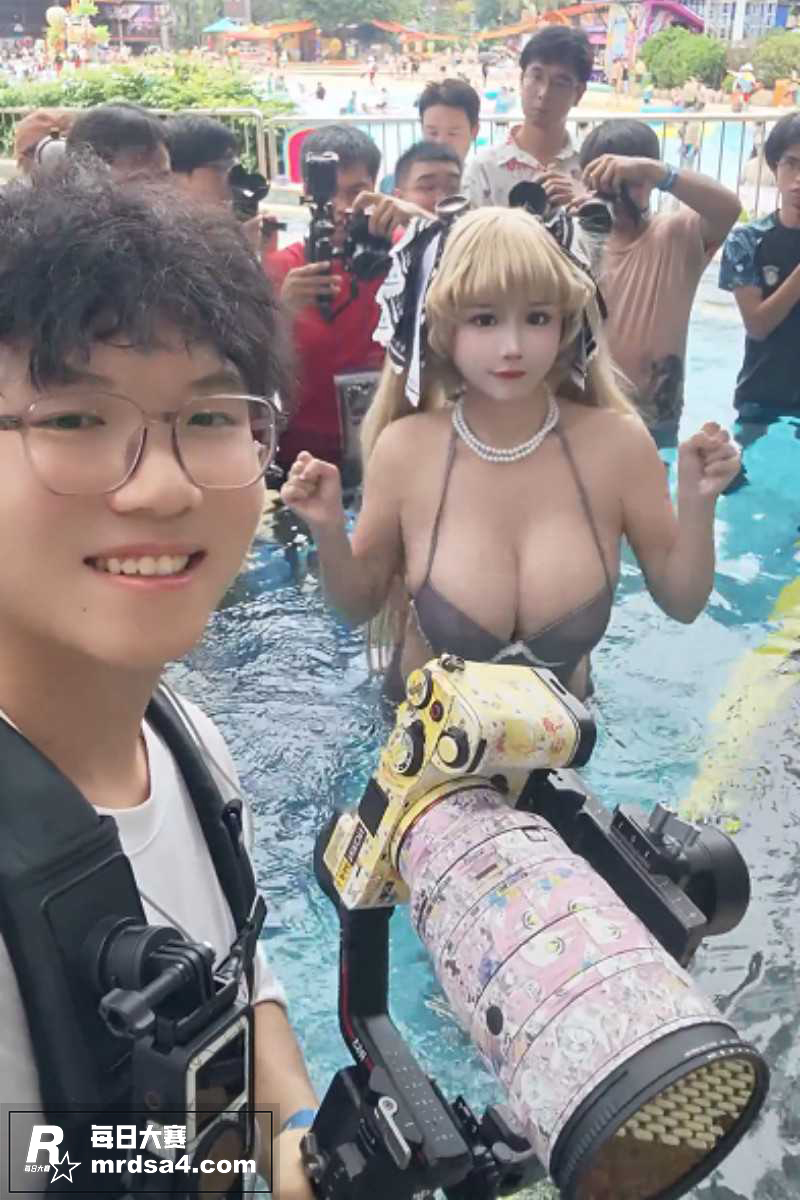 抖音极品豪乳网红 喵相关图片6