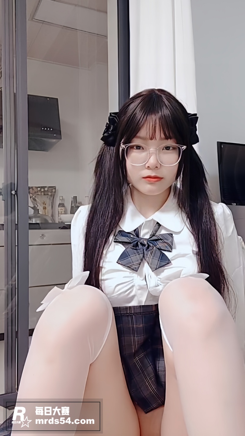顶级清纯少女 栗子喵相关图片8