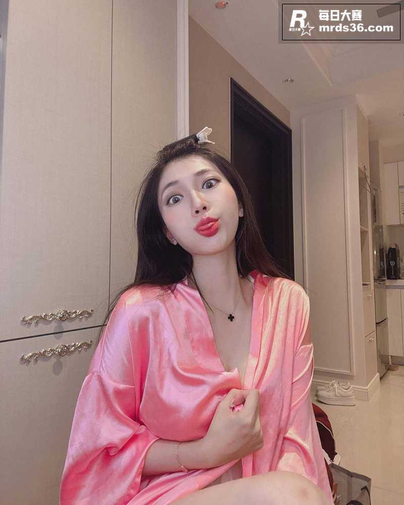 台湾高颜值御姐女神 相关图片3