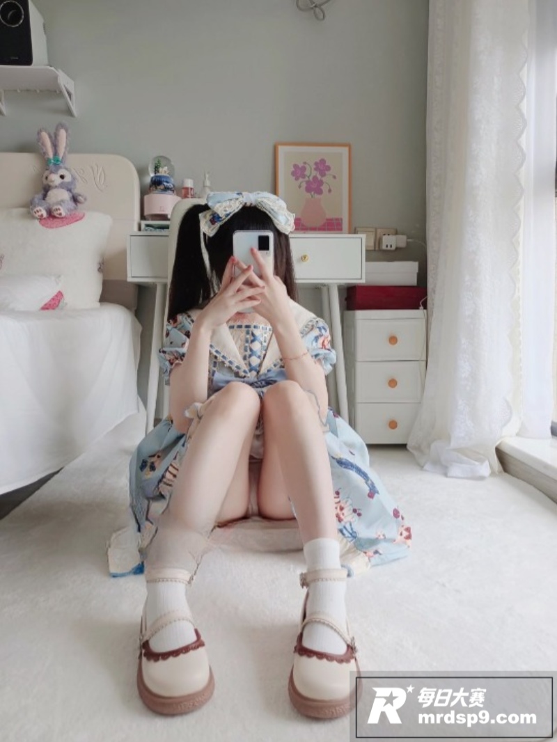 推特福利姬 白桃少女相关图片4