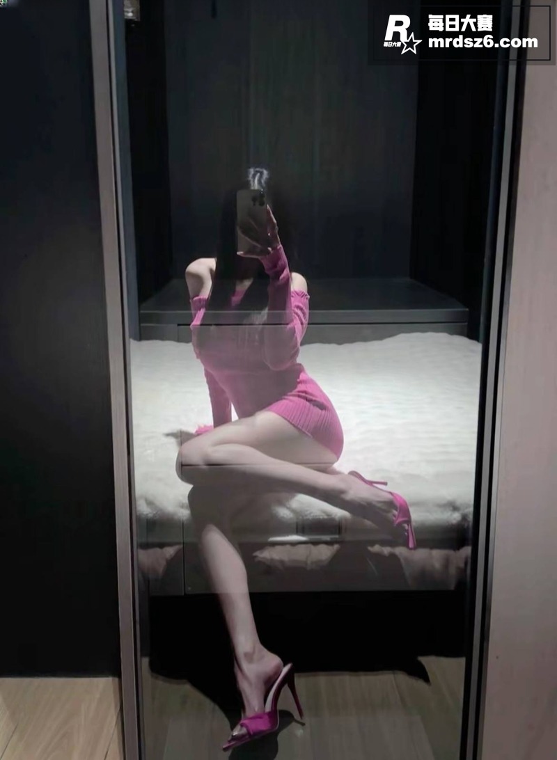 积目性感女主播 王佳相关图片4