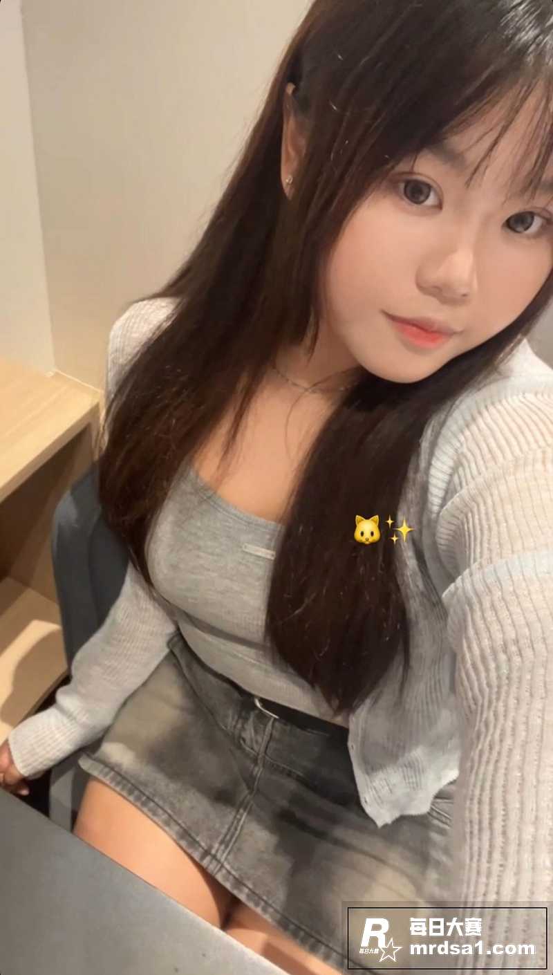 极品18岁童颜巨乳高相关图片2