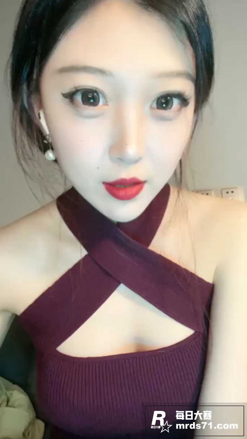 玩物社交顶级足交女王相关图片1