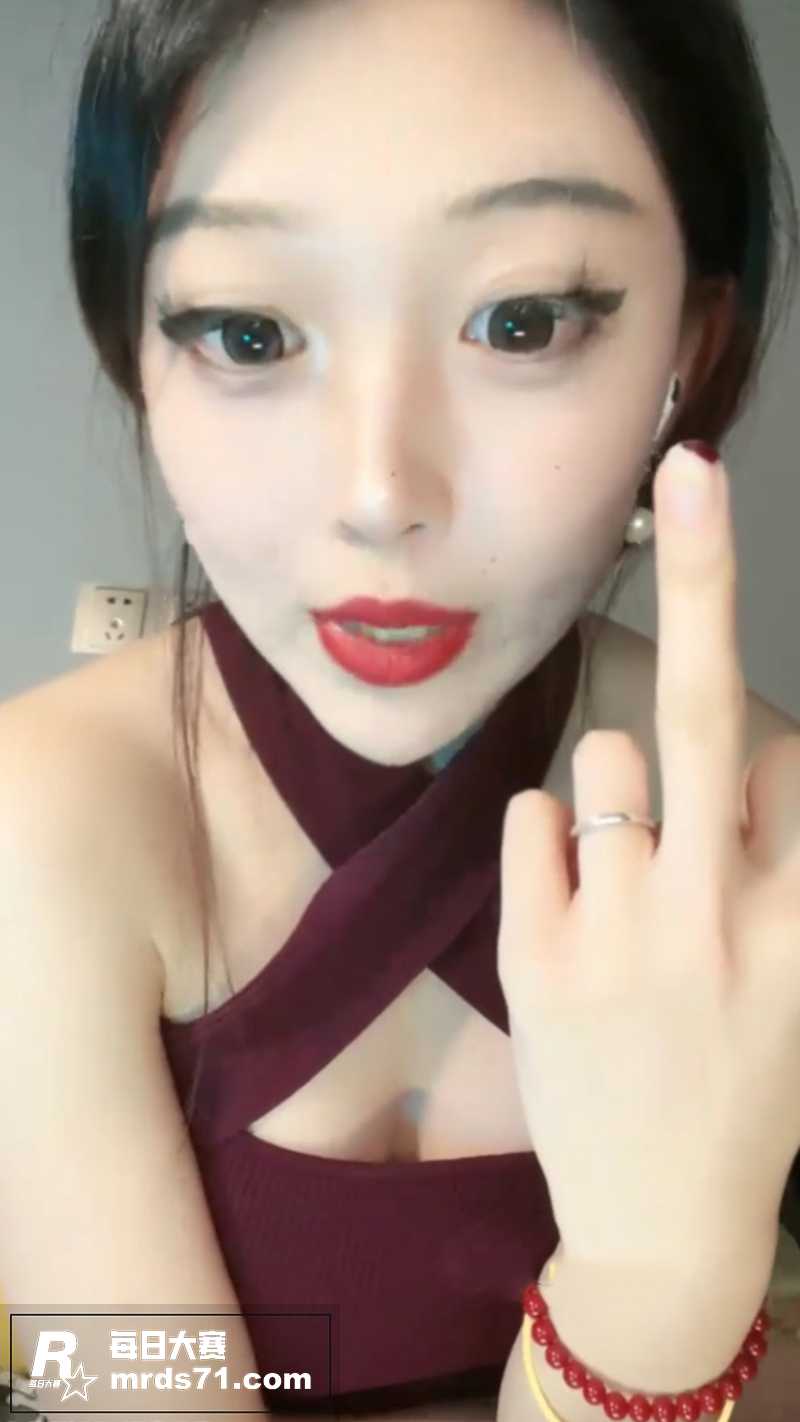 玩物社交顶级足交女王相关图片5
