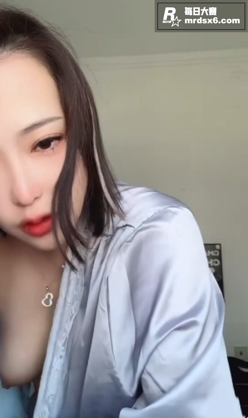 抖音主播闪现漏点大合相关图片2