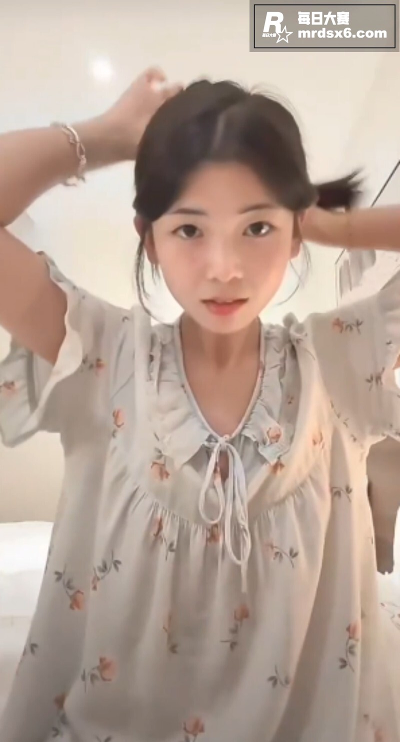 抖音主播闪现漏点大合相关图片5