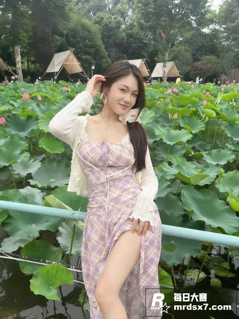 湖北清纯女大学生 昊相关图片2