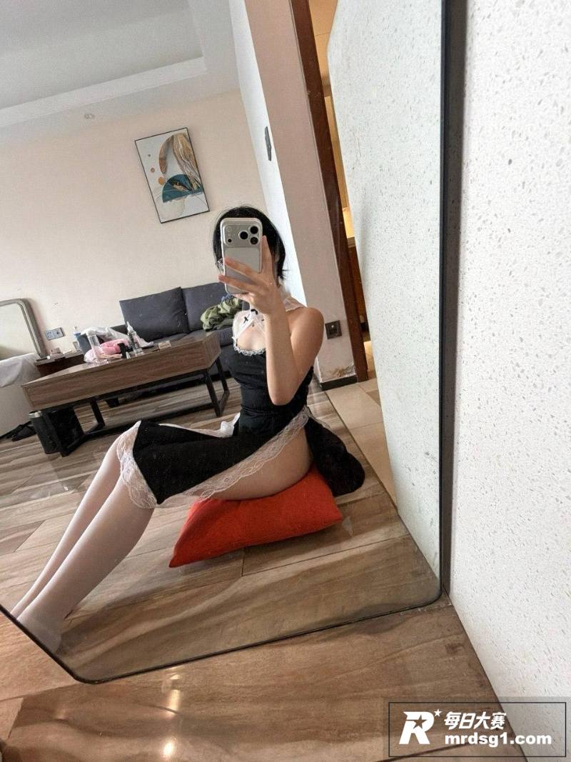 郑州在校大一女COS相关图片14