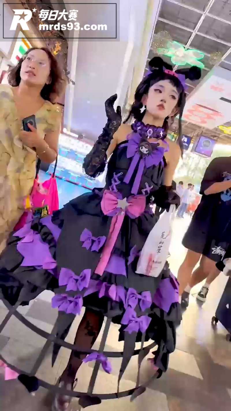 偷拍大神KFC漫展抄相关图片8