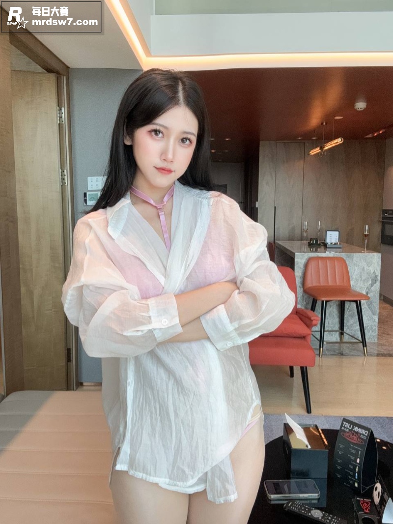 极品高颜值模特 可爱相关图片3