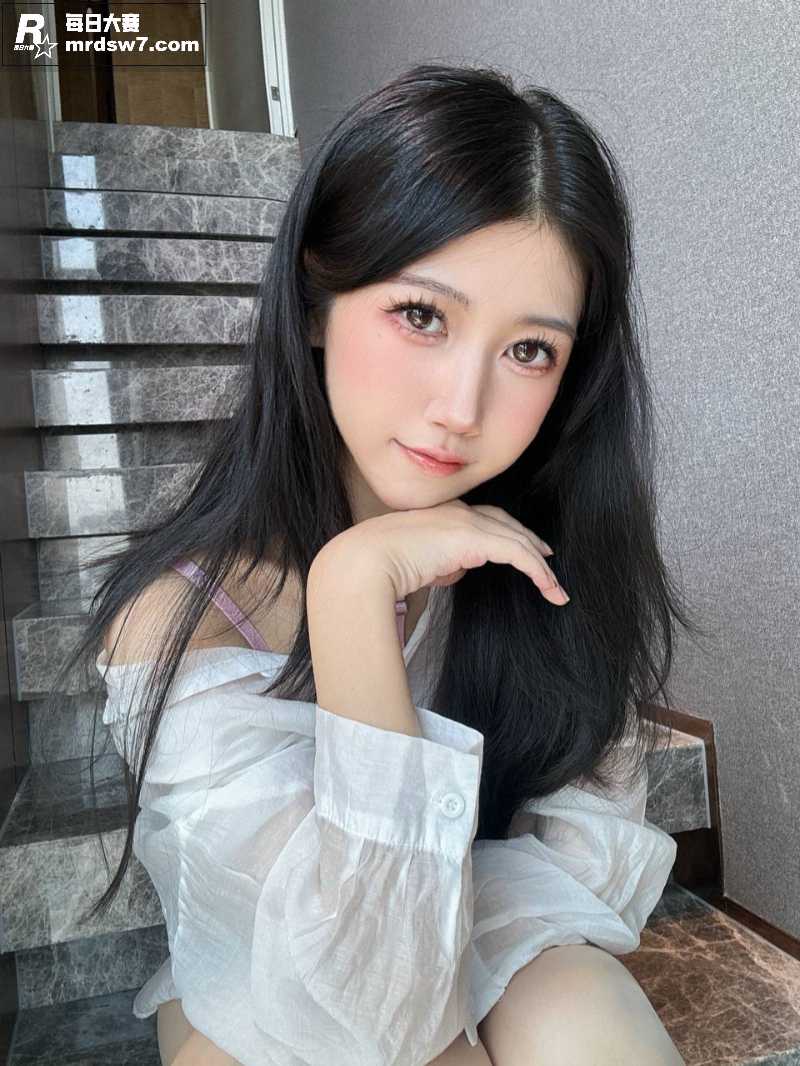极品高颜值模特 可爱相关图片23