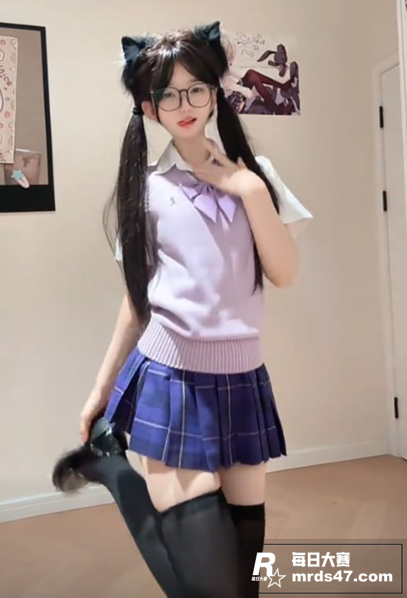 抖音极品清纯美少女 相关图片3