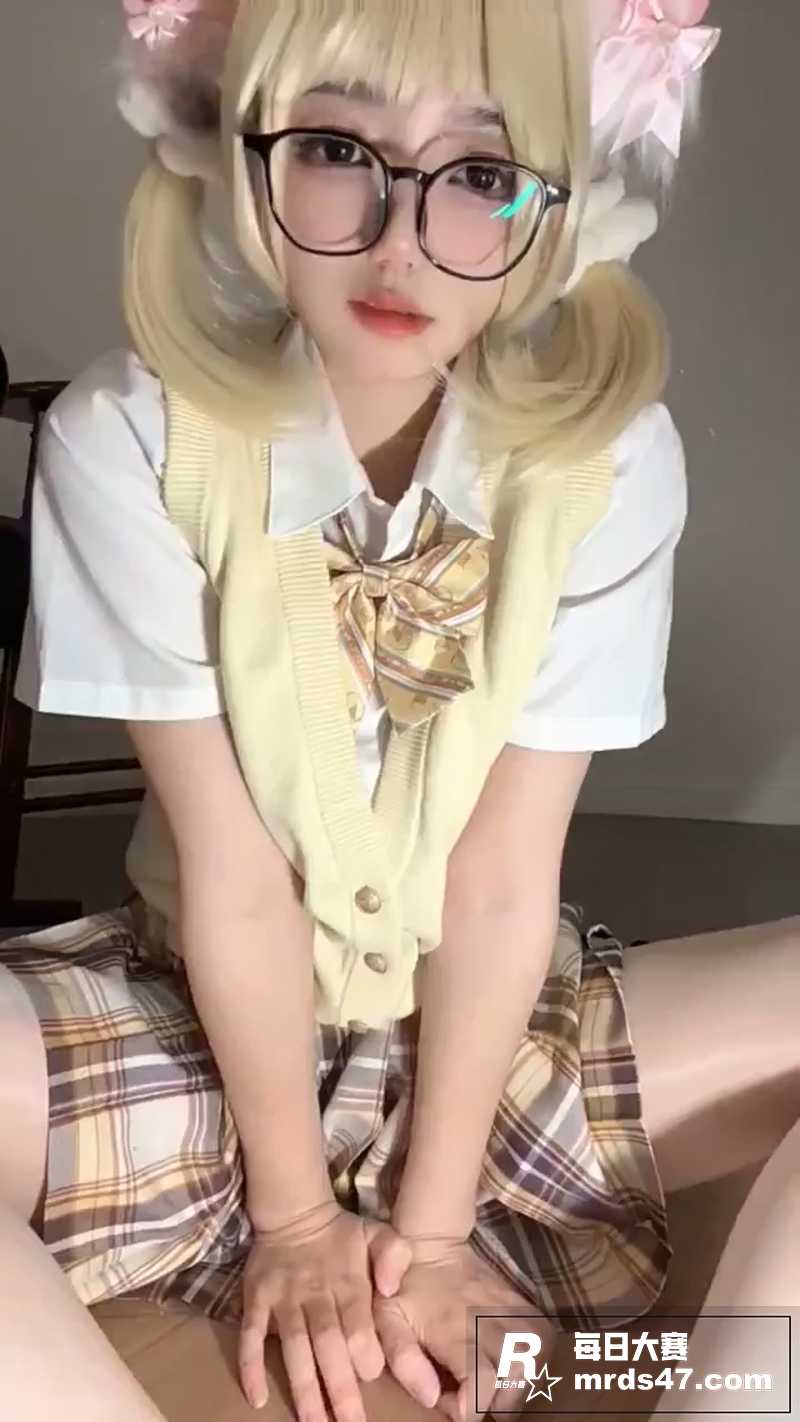 抖音极品清纯美少女 相关图片6