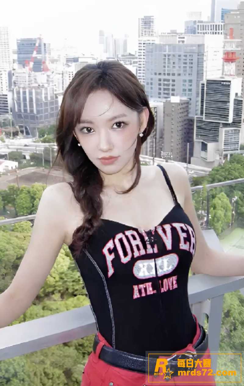 AI脱衣程潇 丰满肉相关图片2