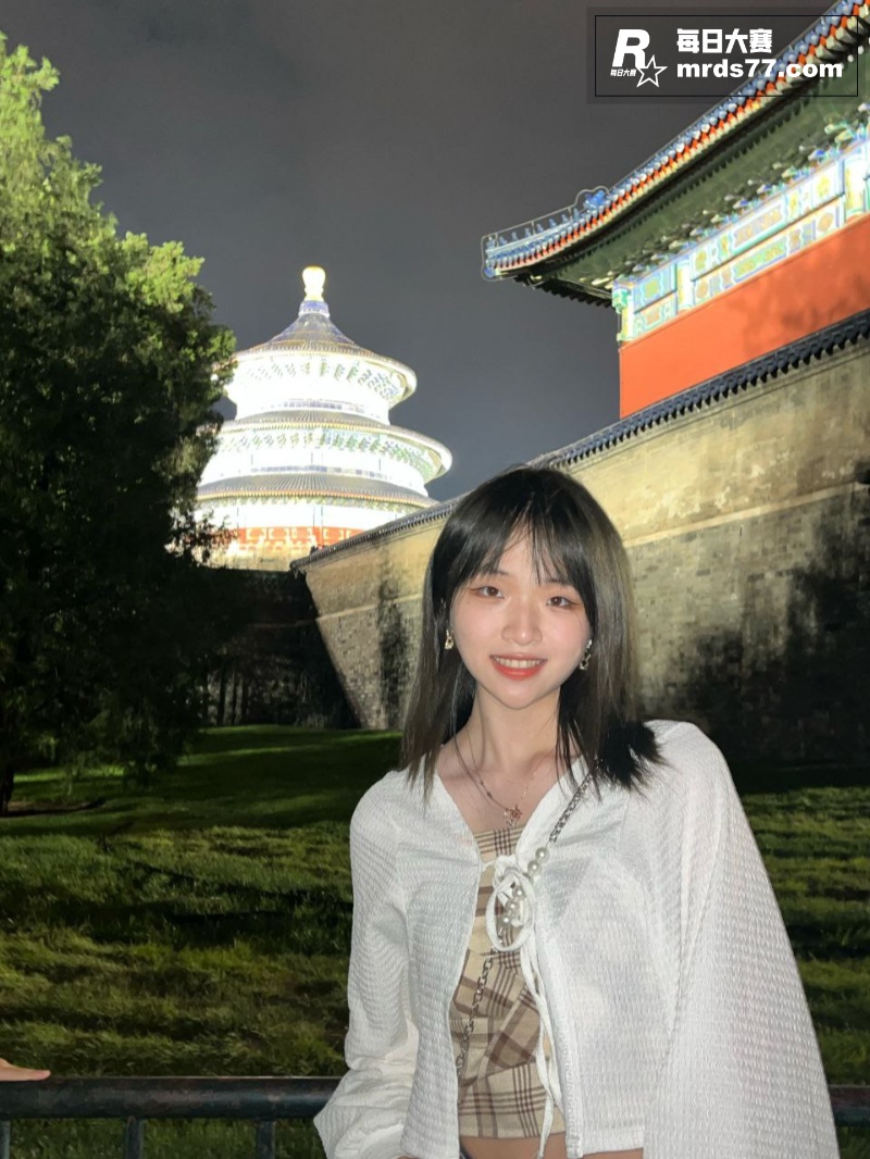 北京某高校清纯学生妹相关图片15