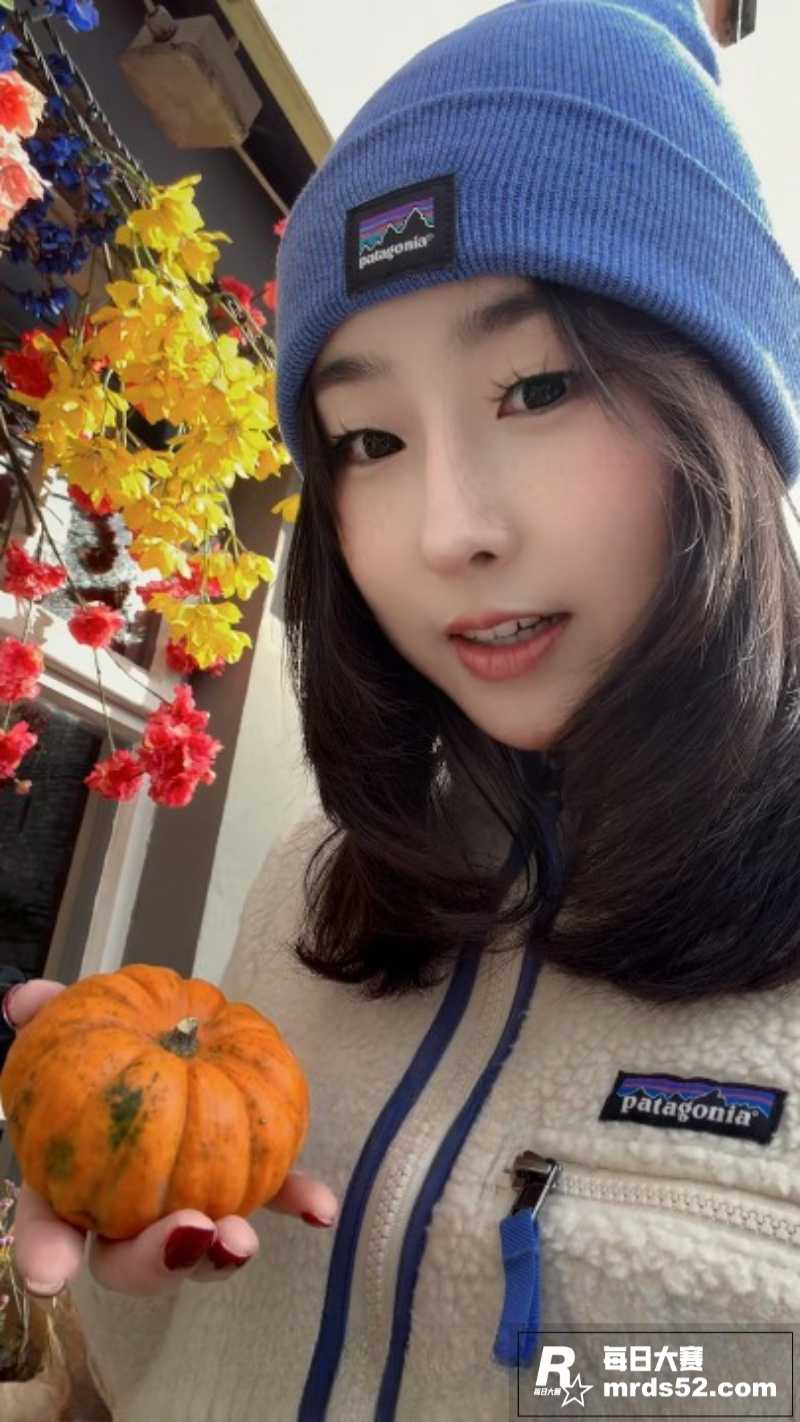 推特阿黑颜女王 噗噗相关图片2