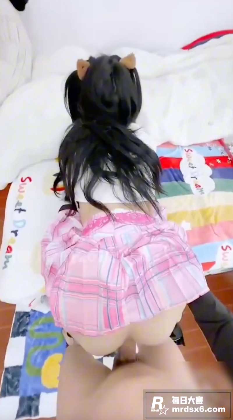 海角社区 长腿女儿丽相关图片5