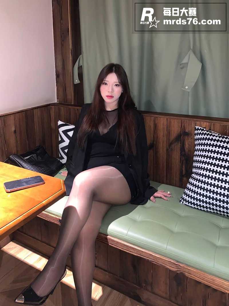 台州高颜值巨乳网红 相关图片4