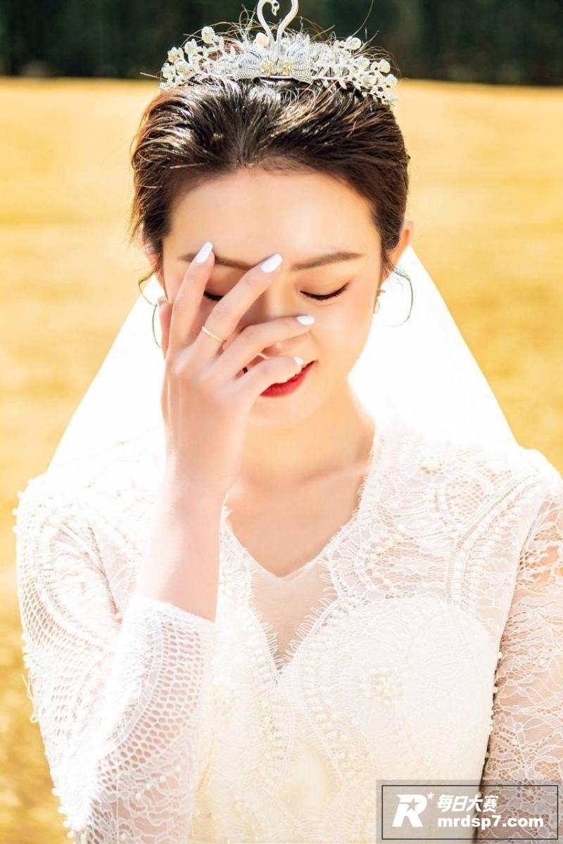 呼和浩特新婚小夫妻 相关图片2