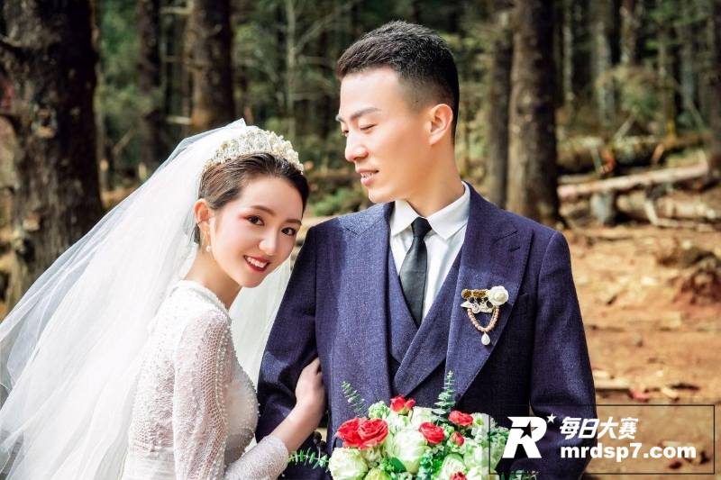 呼和浩特新婚小夫妻 相关图片9