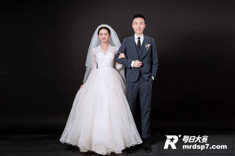 呼和浩特新婚小夫妻 相关图片14