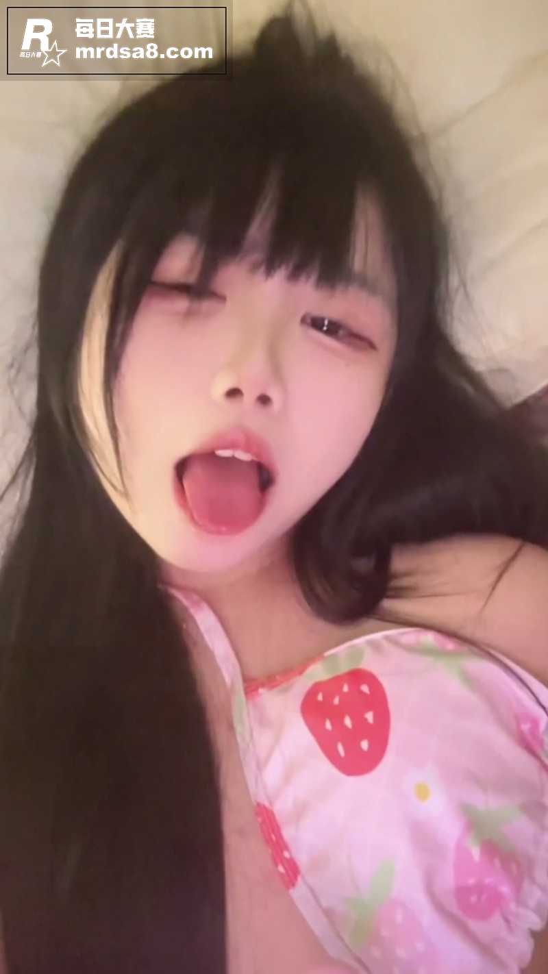 抖音极品反差萝莉 幸相关图片7