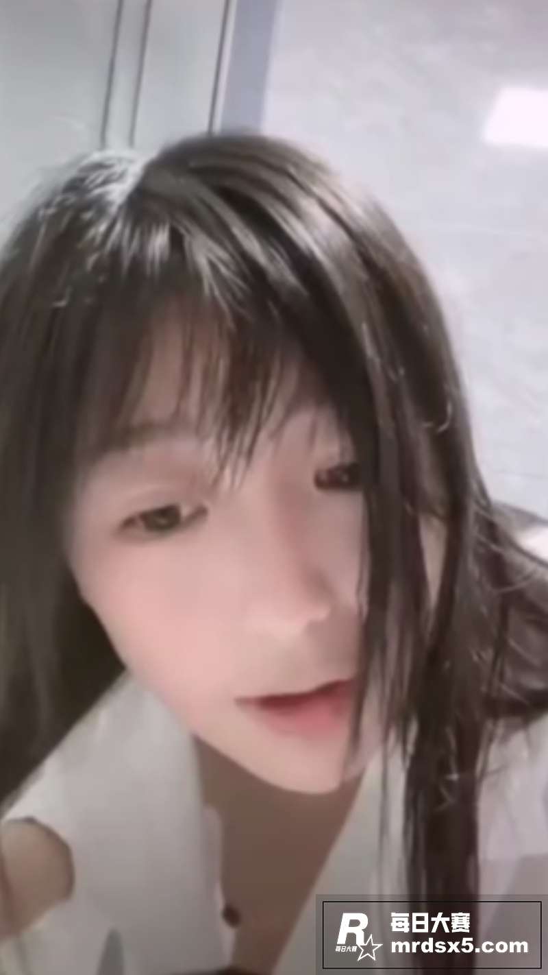 全网美女直播露点福利相关图片5
