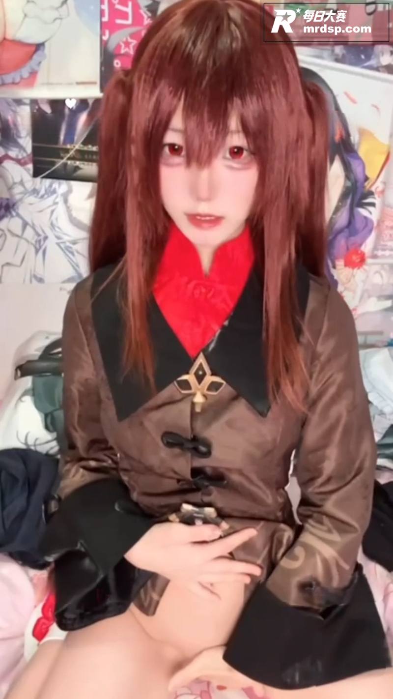 推特反差萝莉 废柴少相关图片1