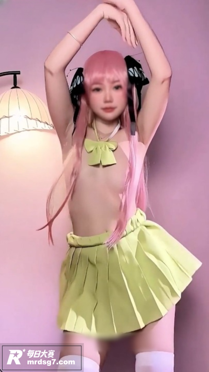 推特极品福利姬 小仙相关图片5