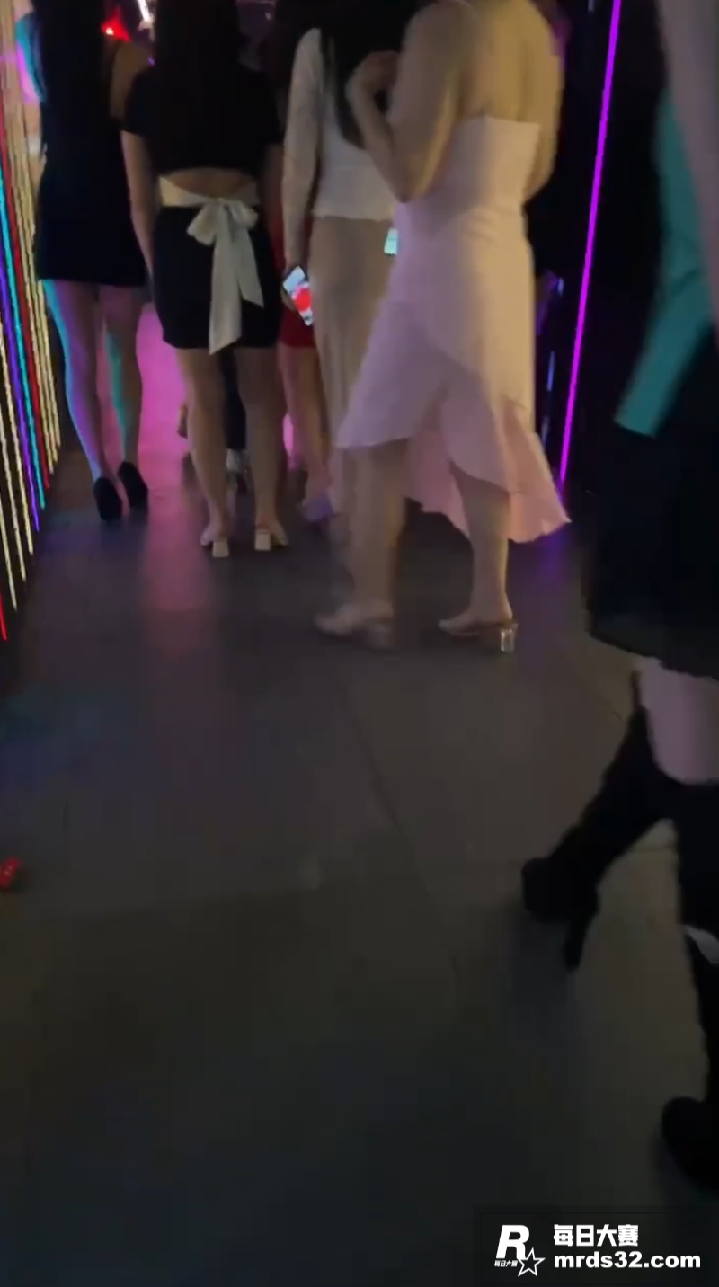 夜生活娱乐场所砂砂舞相关图片6