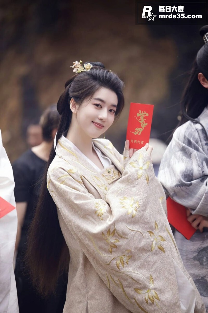 新加坡艺人李凯馨&q相关图片8