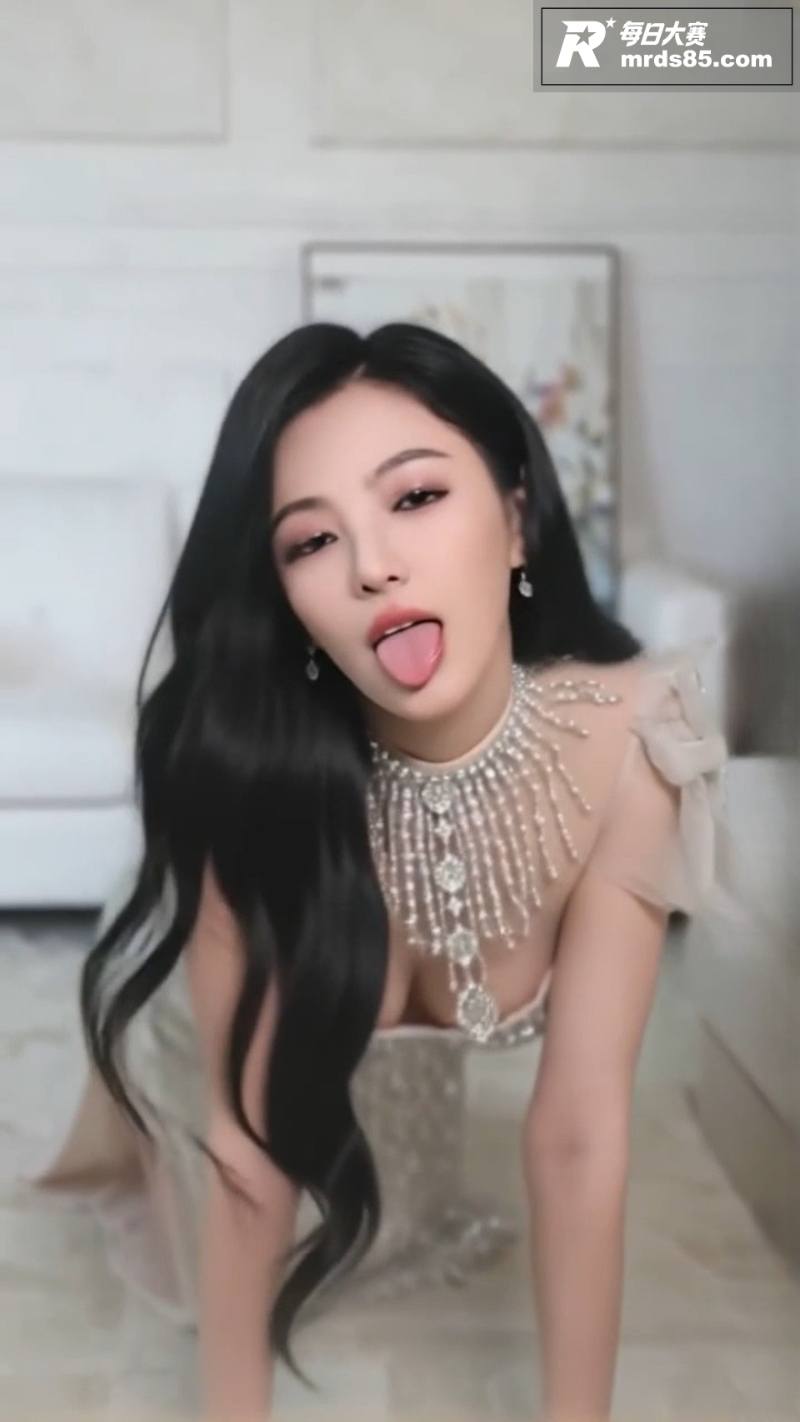 AI明星脱衣 张雨绮相关图片2