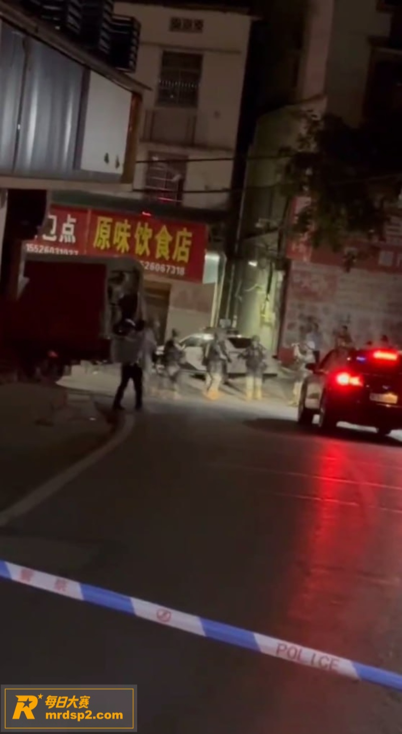 湖南邵阳塘渡口突发抢相关图片6