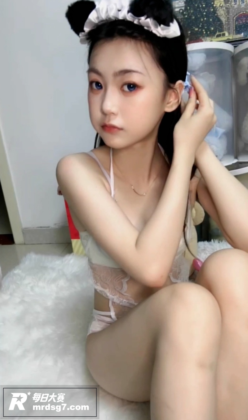 清纯女大学生 焦蛋挞相关图片6