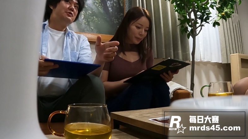 日本AV女优 都月瑠相关图片1
