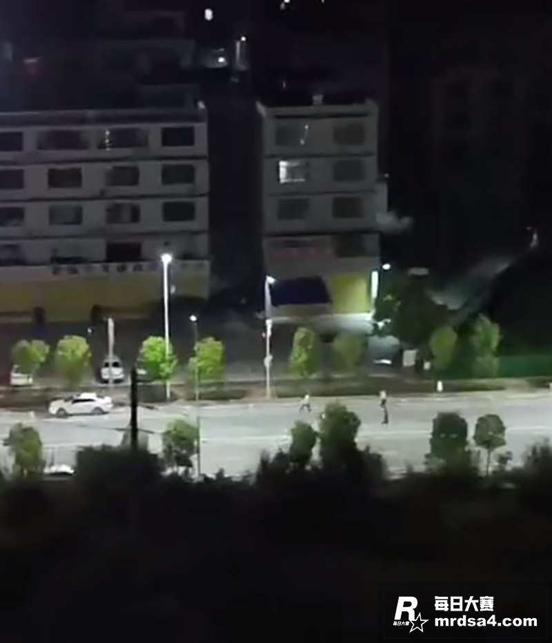 贺州抓鬼火少年现场 相关图片1