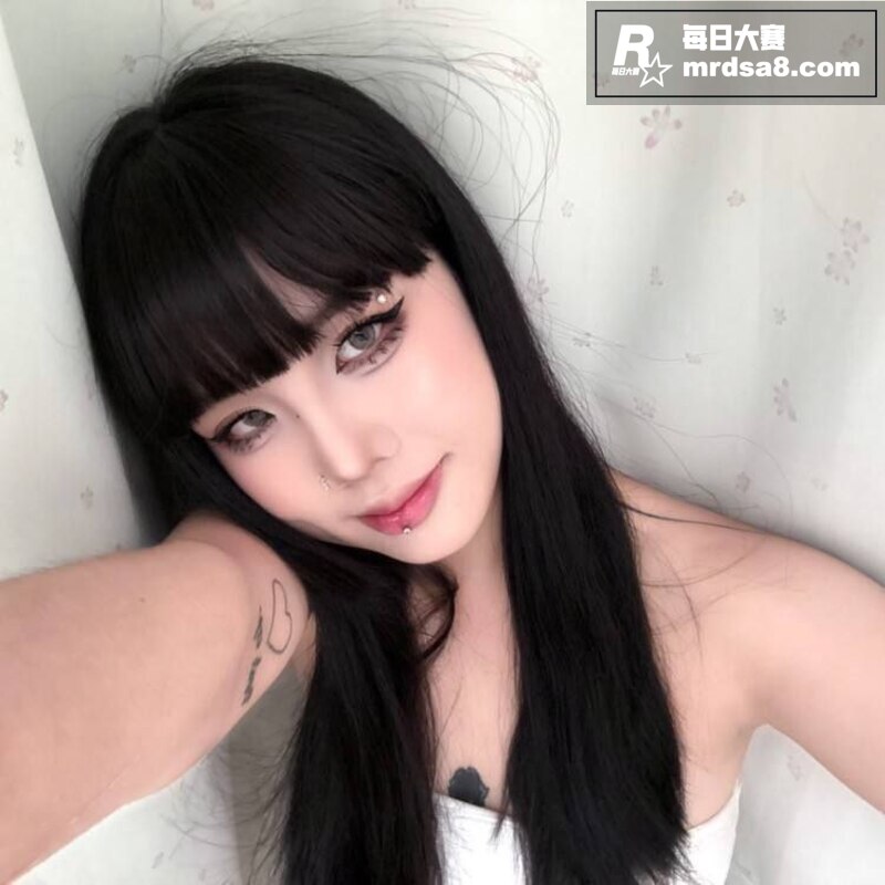 极品高颜纹身小妹 性相关图片8