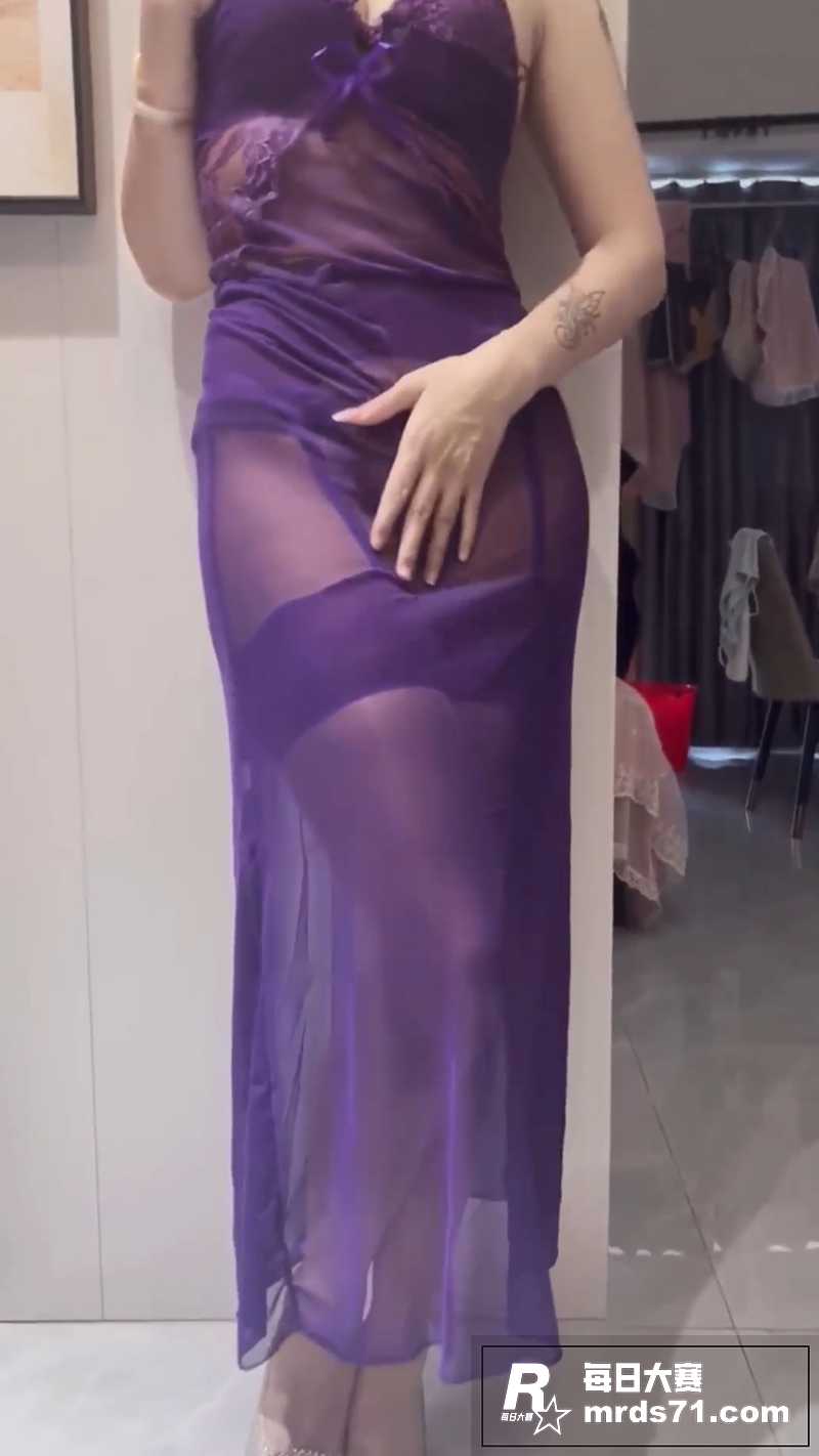 推特极品肥臀淫妻 寻相关图片1