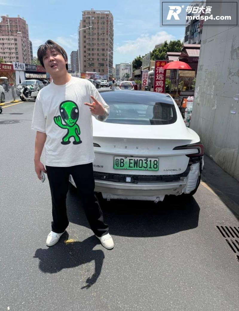 抖音富二代网红 赵俊相关图片3
