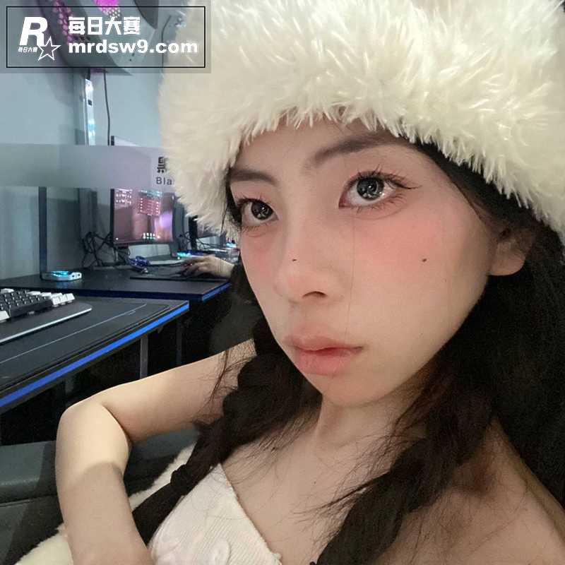 长春青纯白嫩美乳女大相关图片2