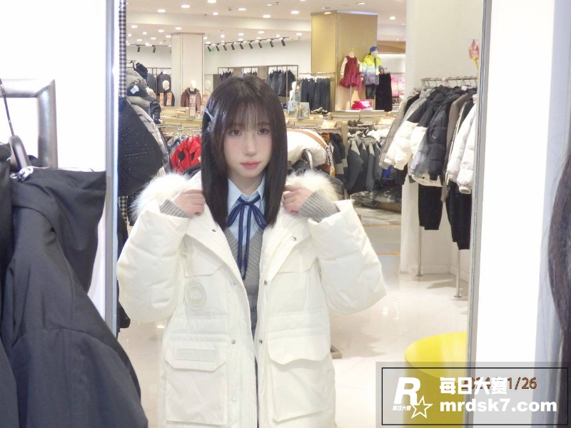 高颜值反差护士 唐希相关图片3