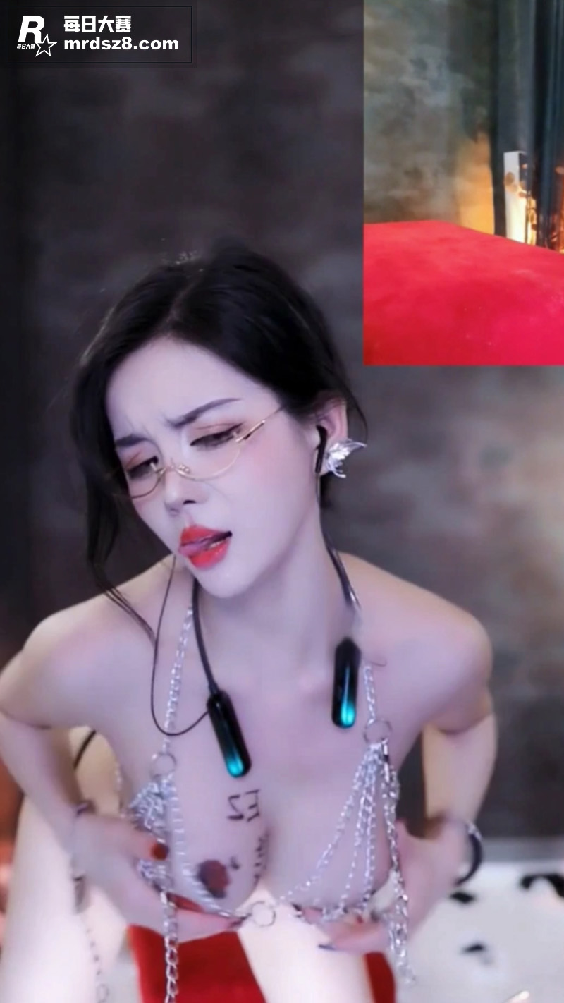 网易CC纯欲女神 温相关图片5