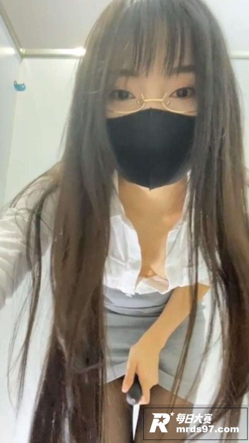 ST站女主播 xia相关图片1