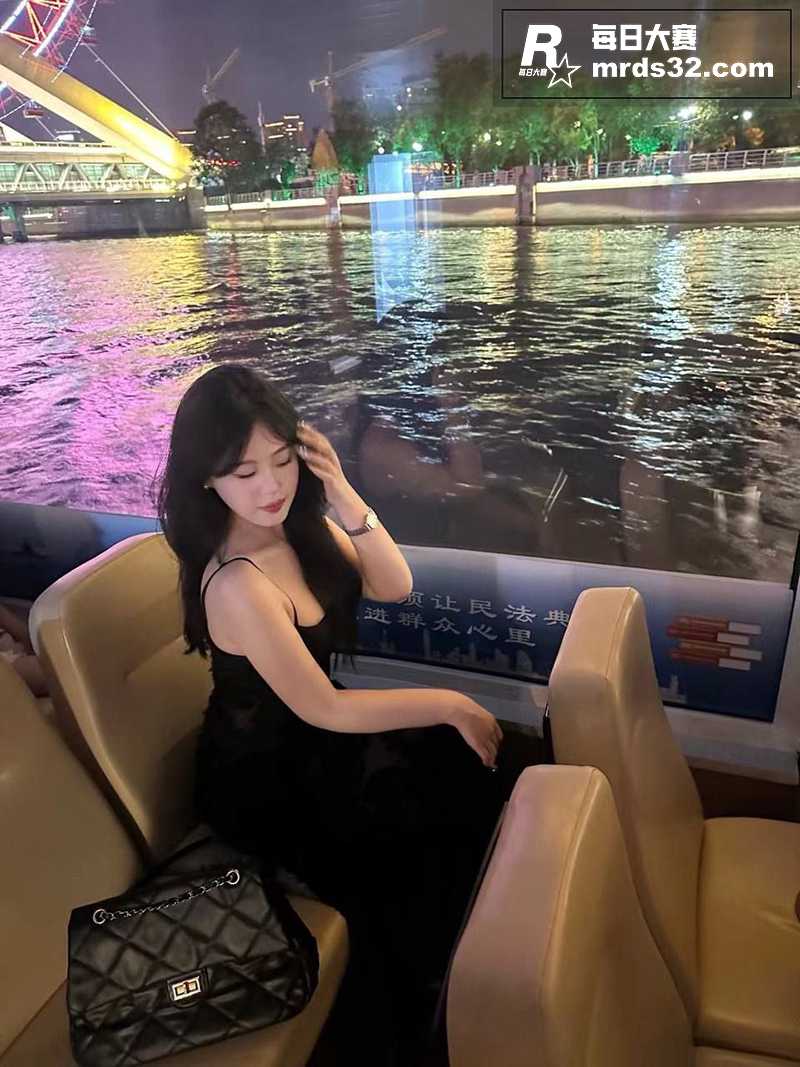 浙江丽水21岁女大学相关图片2