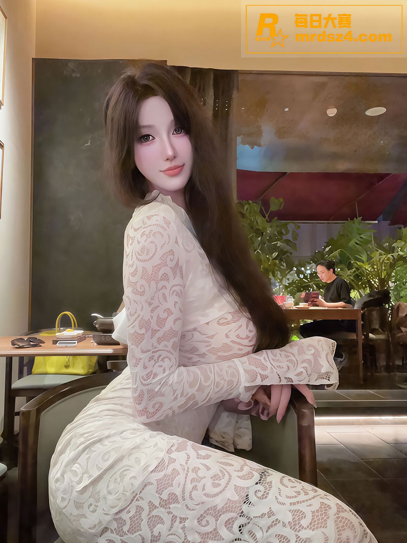 抖音巨乳模特 顾灵曦相关图片4