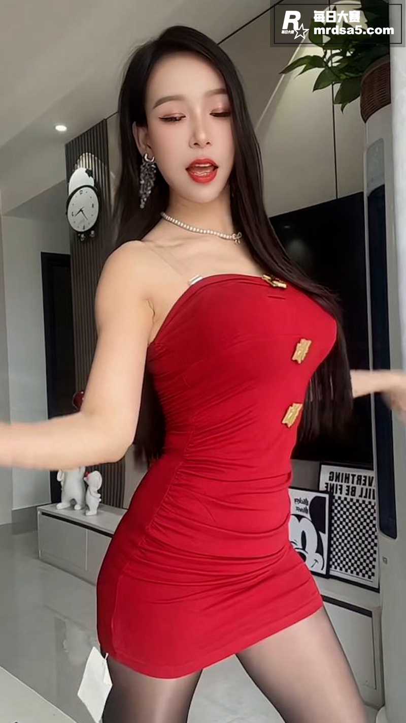 快手极品少妇网红 姨相关图片2